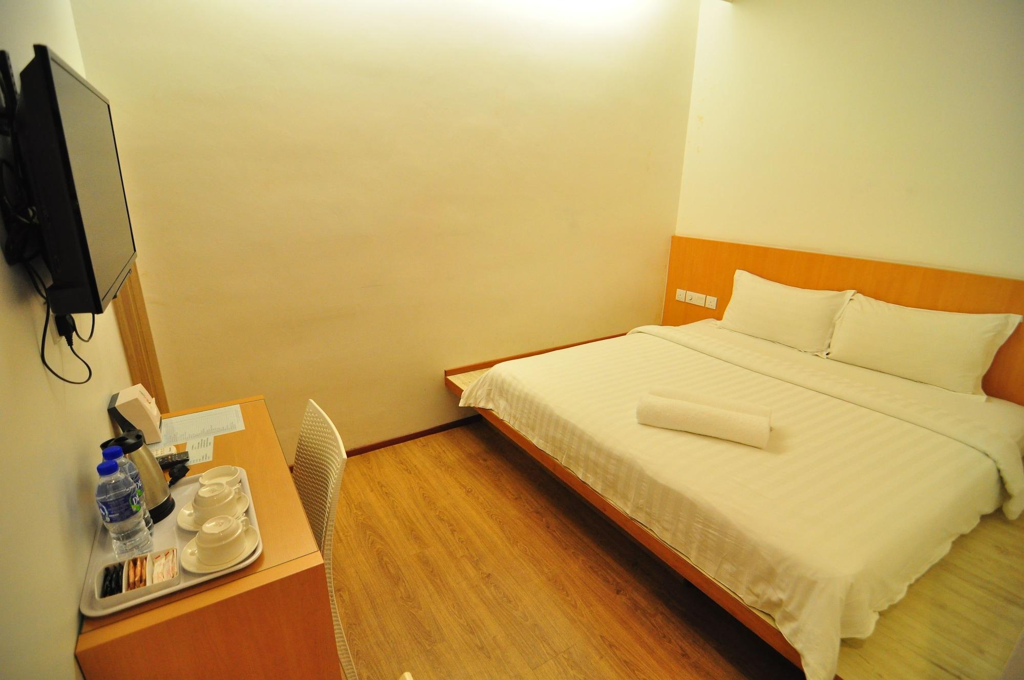 1 Million Hotel Johor Bahru Exterior photo